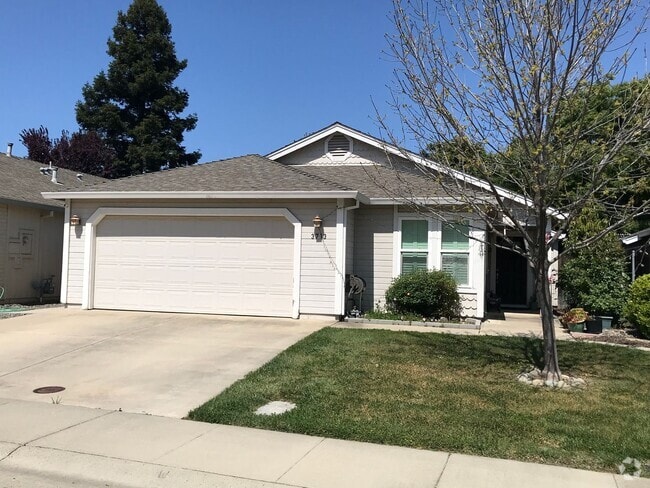 Building Photo - Fantastic East Davis 3 bedroom available f... Rental