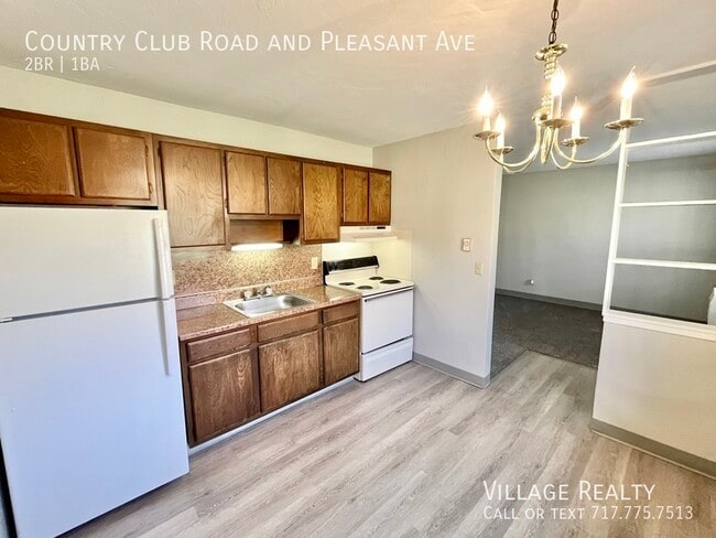 Photo - 605 Country Club Rd Unit A