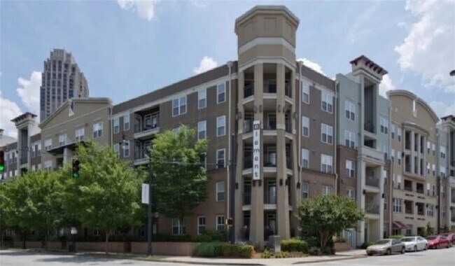Building Photo - 390 17th St NW Unit 4067