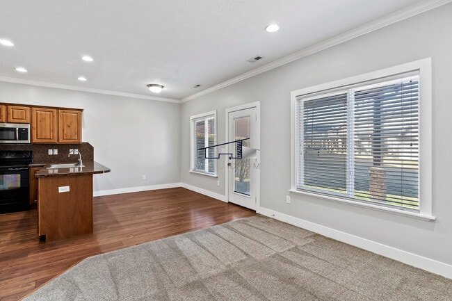 Photo - 2071 Madie Ln