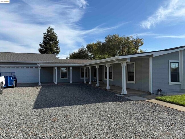 Building Photo - 13600 Byron Hwy Rental