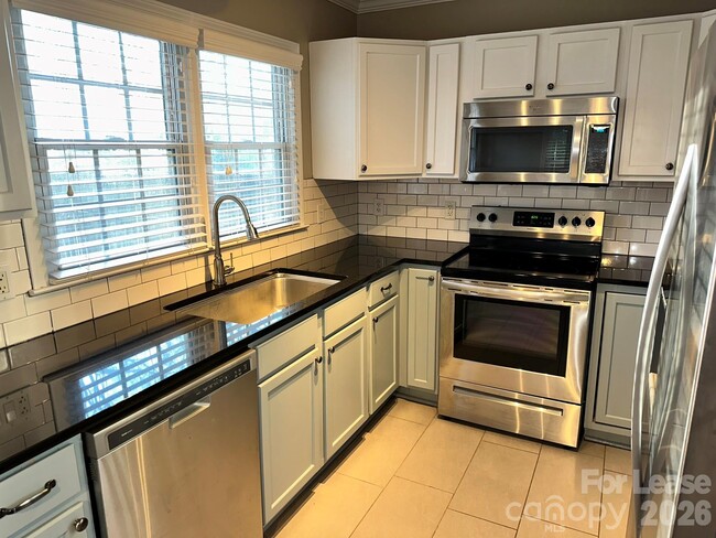 Photo - 2612 Pinckney Ave