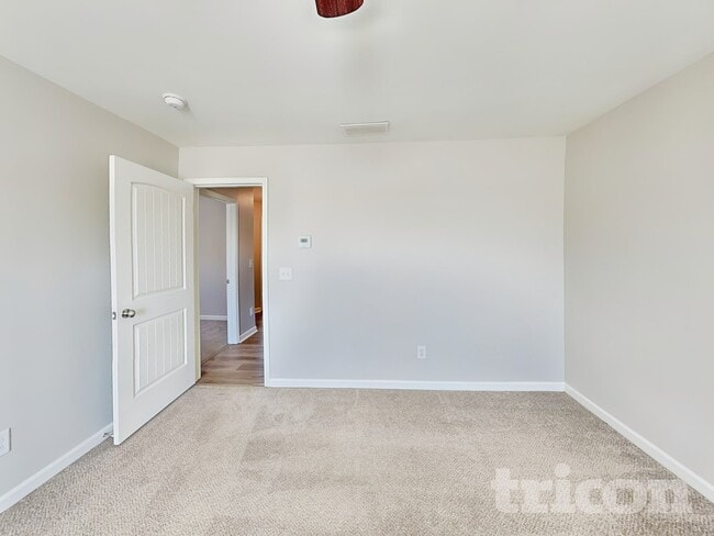 Photo - 424 Hyder Ct