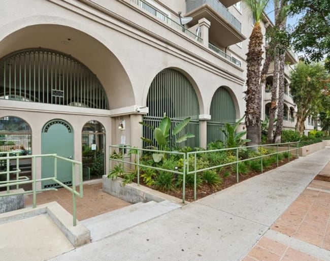 Photo - Step into luxury living with this exquisite 2 bedroom 2 bath 3rd floor condo at Emerald Villas Unidad 329