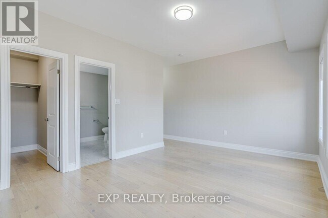 Photo - 163 Port Robinson Rd Unité 303