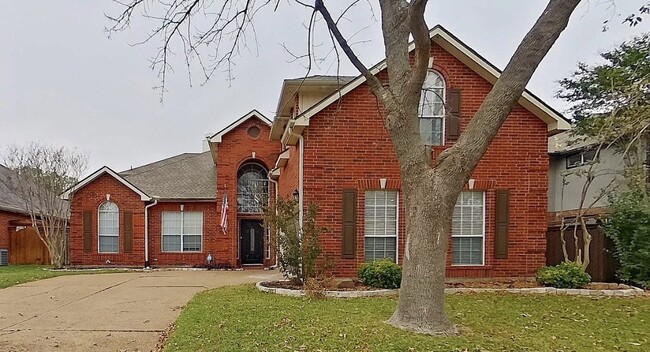 Building Photo - Charming 4-Bedroom Home with Modern Comforts & Spacious Living