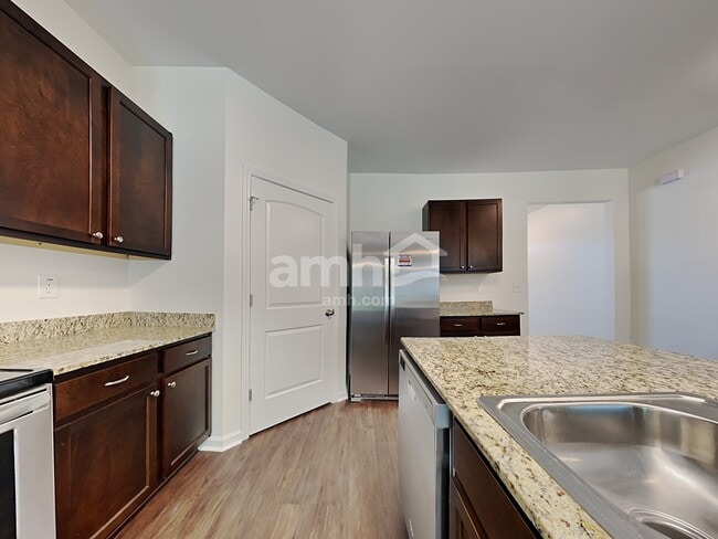 107 Hayes Park Dr