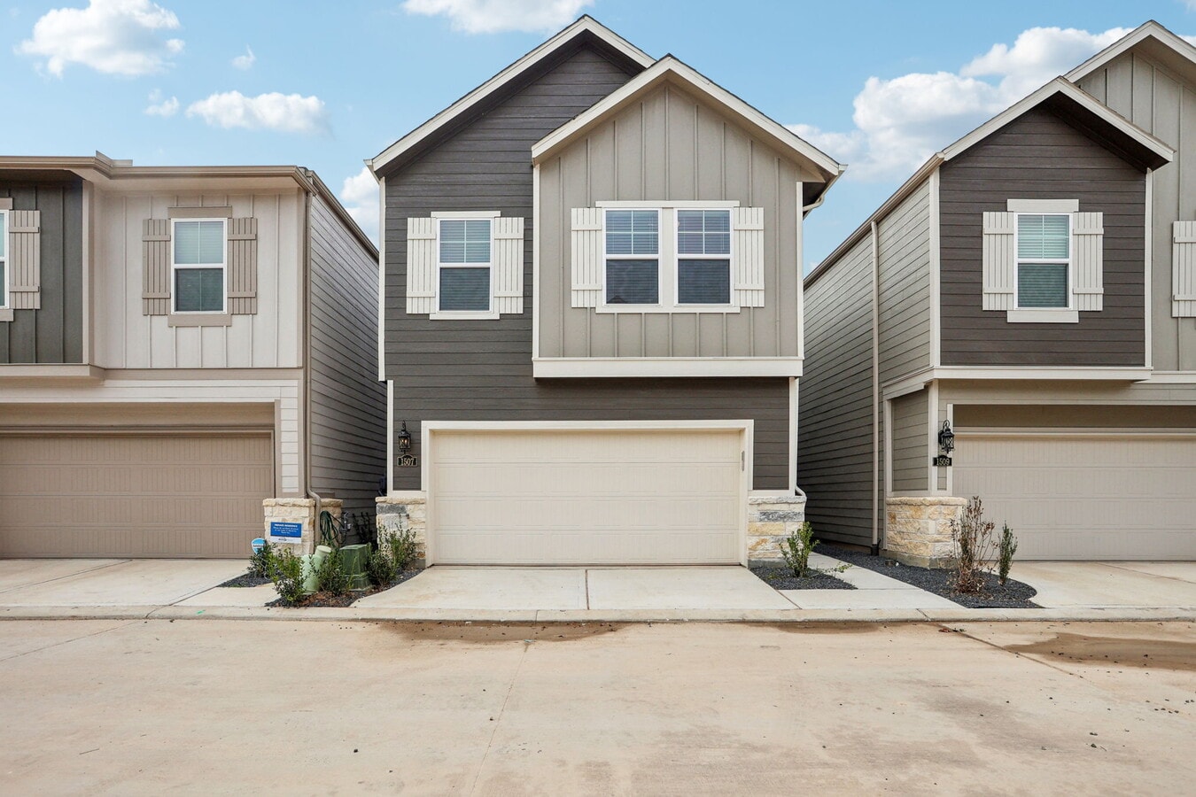 Photo - 1515 Blue Acer Dr
