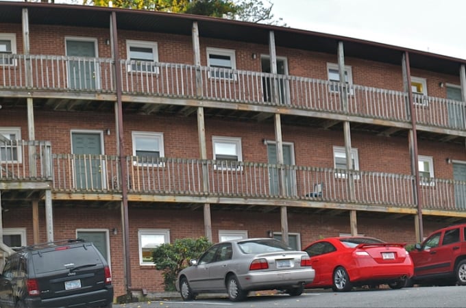 Winkler Adams Apartments - Winkler Adams Apartments