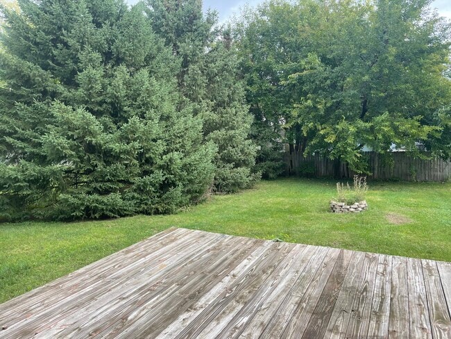 Photo - 8215 Rutledge St