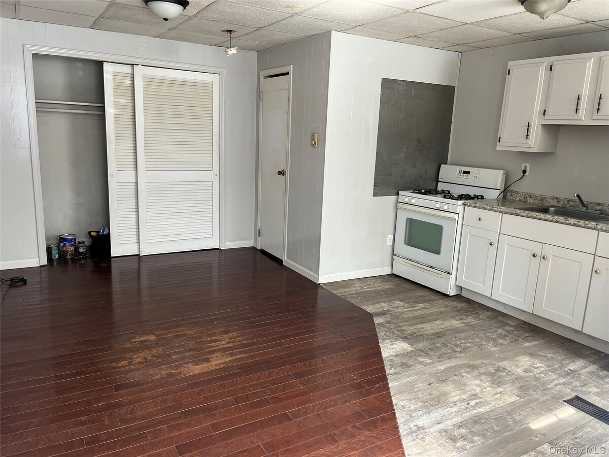 Photo - 162 Jersey Ave Unit 1F