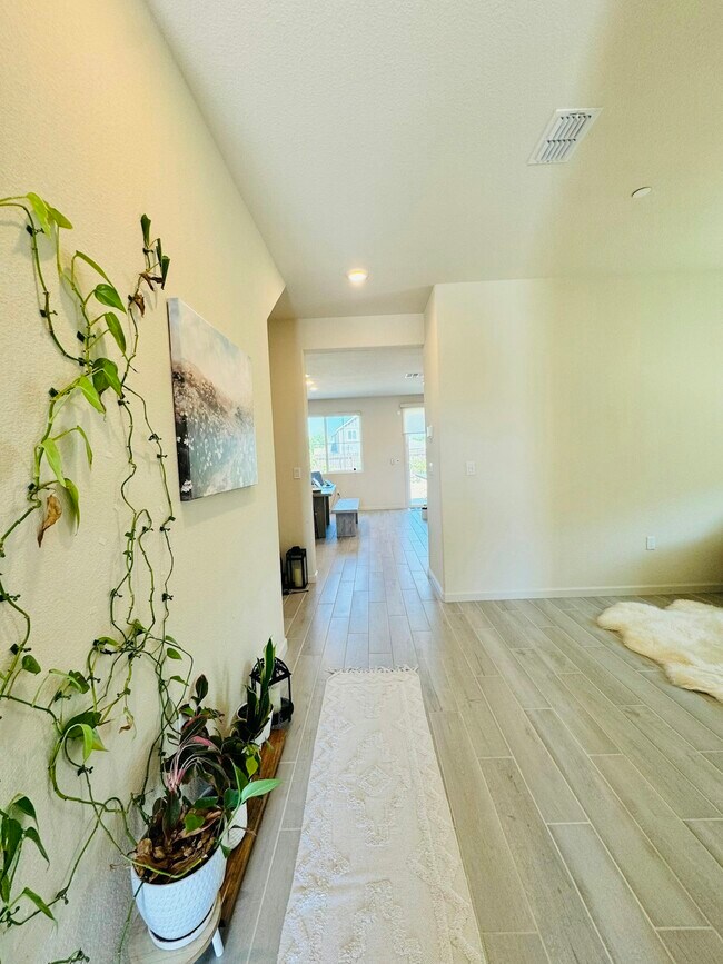 Photo - 4018 Kenwood Cir