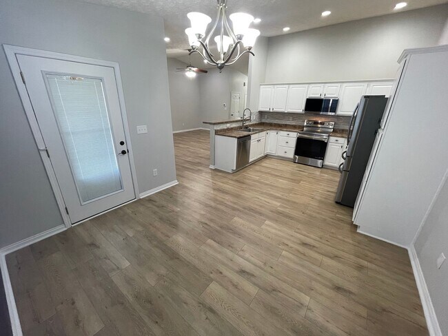 Photo - 3 Bedroom Home With Full Basement For Rent