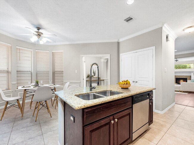 Photo - 1506 Nashua St