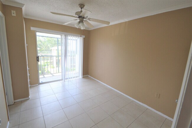 Photo - Waterside@ Cranes Roost - Includes most utilities Unit 370