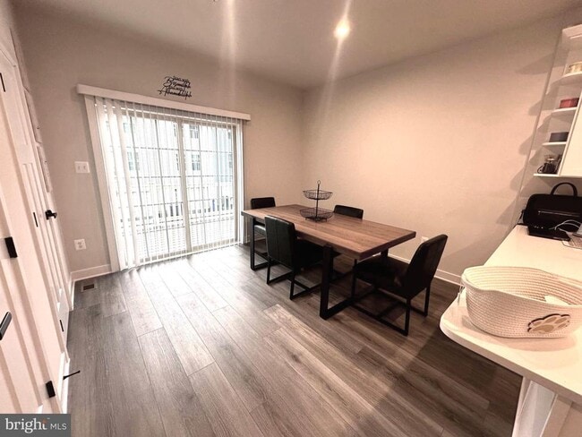 Photo - 19809 Habitat Ter