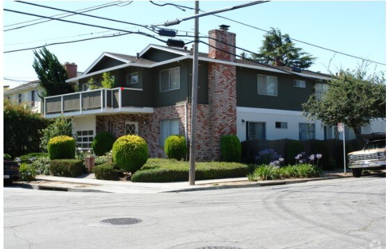 Photo - 739 Highland Ave Unit 2