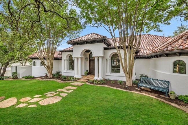 Photo - 1710 Mt Larson Rd