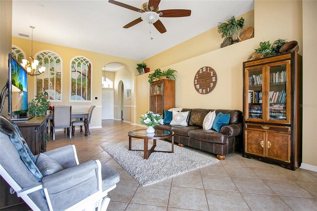 Photo - 442 Home Grove Dr