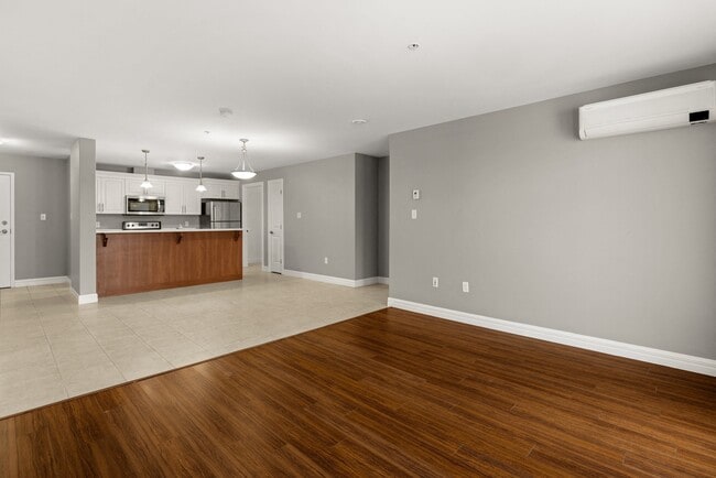 Photo - The Woodside