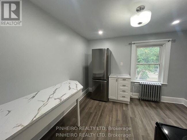 Photo - 611 Talbot St Unité 2