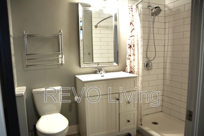 Photo - 292 Welland Ave