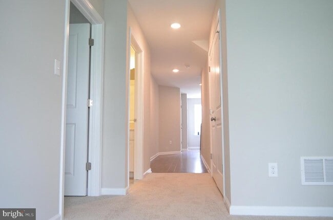 Photo - 1503 Hights Farm Rd S