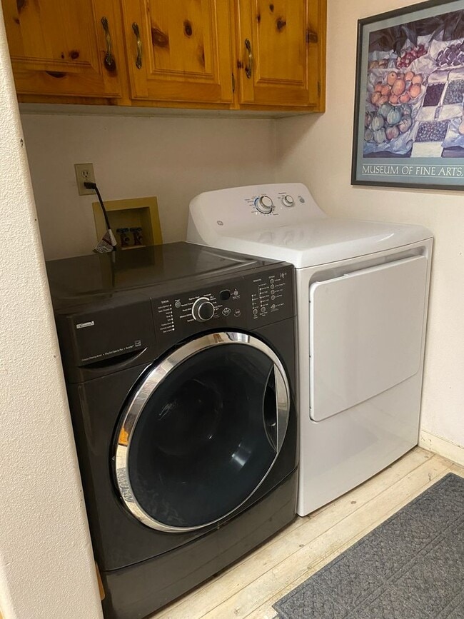 Photo - 578 W 5500 S