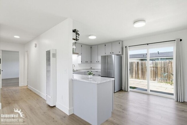 Photo - Beautifully Remodeled 3Bdm 2Ba Home in Prime Imperial Beach Location!