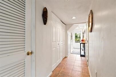 Photo - 13 Circuit Ln