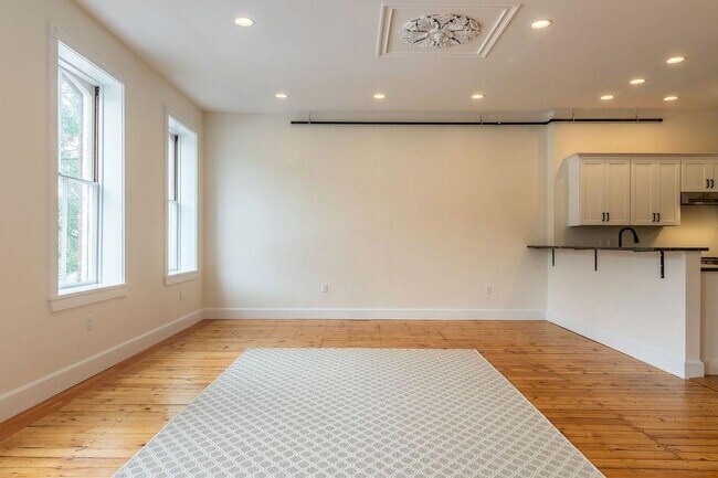 Photo - 21 Central St