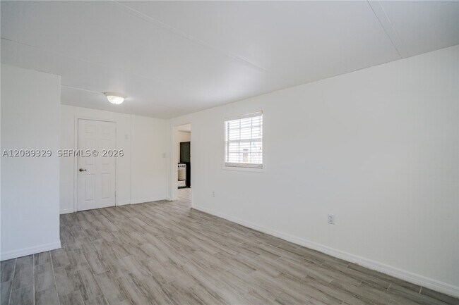 27 SW 55th Ave Unidad S