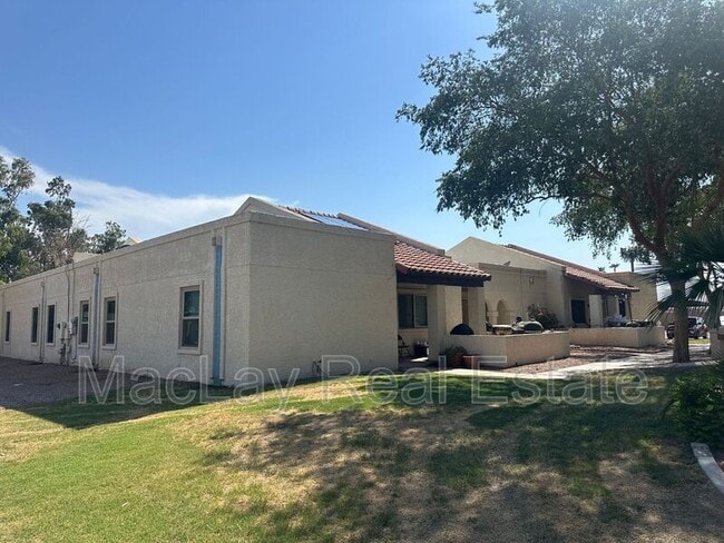 Building Photo - 876 S Nebraska St Unit #21 Rental