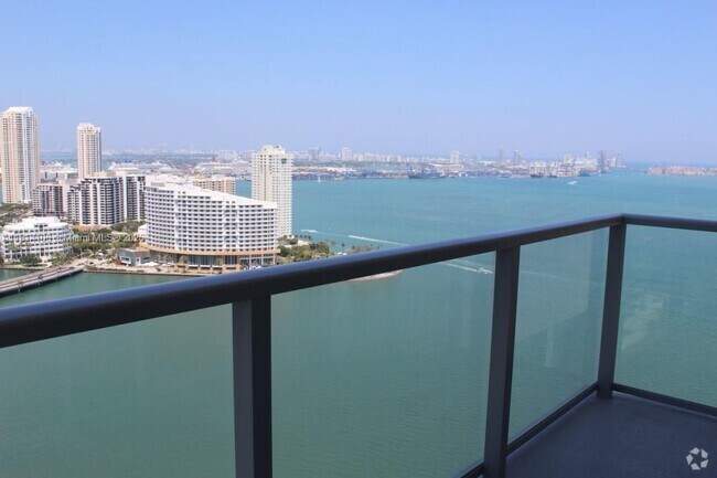 Building Photo - 1155 Brickell Bay Dr Unit 3406 Rental