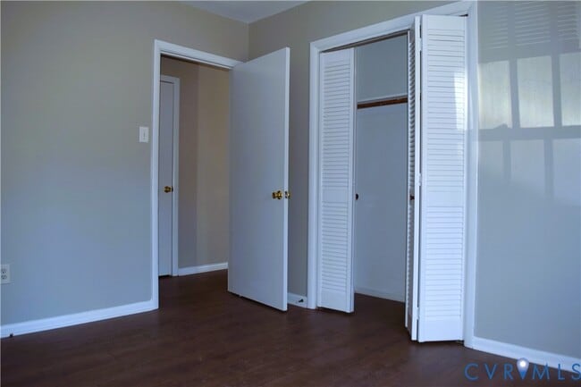 Photo - 2270 Greenfield Dr