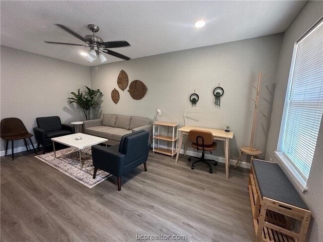 Photo - 1222 Georgia St