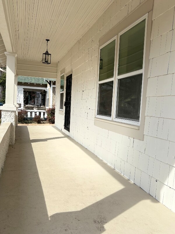 Photo - 1964 Young Ave