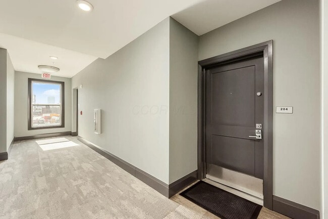 Hallway - 751 N 6th St Unit 204