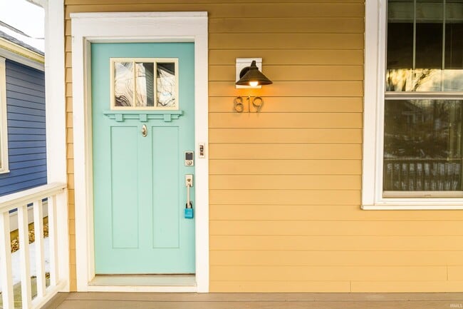 Photo - 819 S Morton St