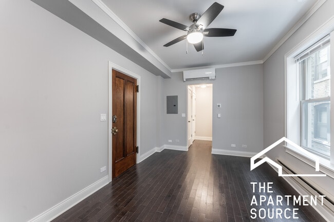 Photo - 640 W Wrightwood Ave Unit 210