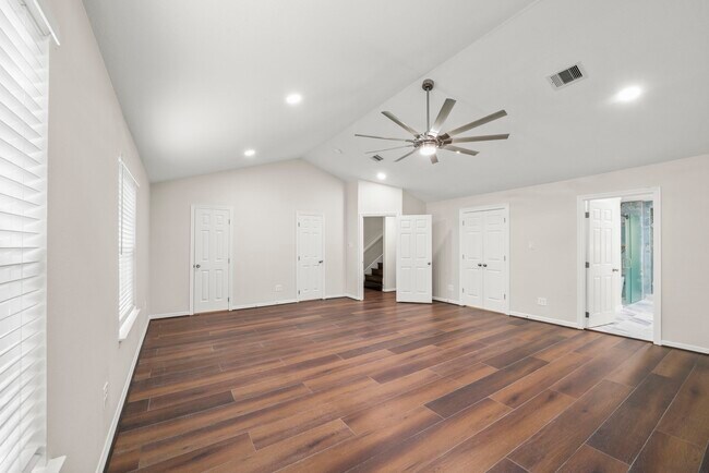 4023 Breakwood Dr