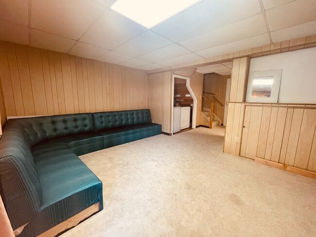Building Photo - 7043 Brocton Ct Rental