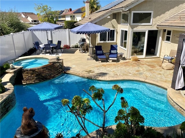 Photo - 25662 Cresta Loma