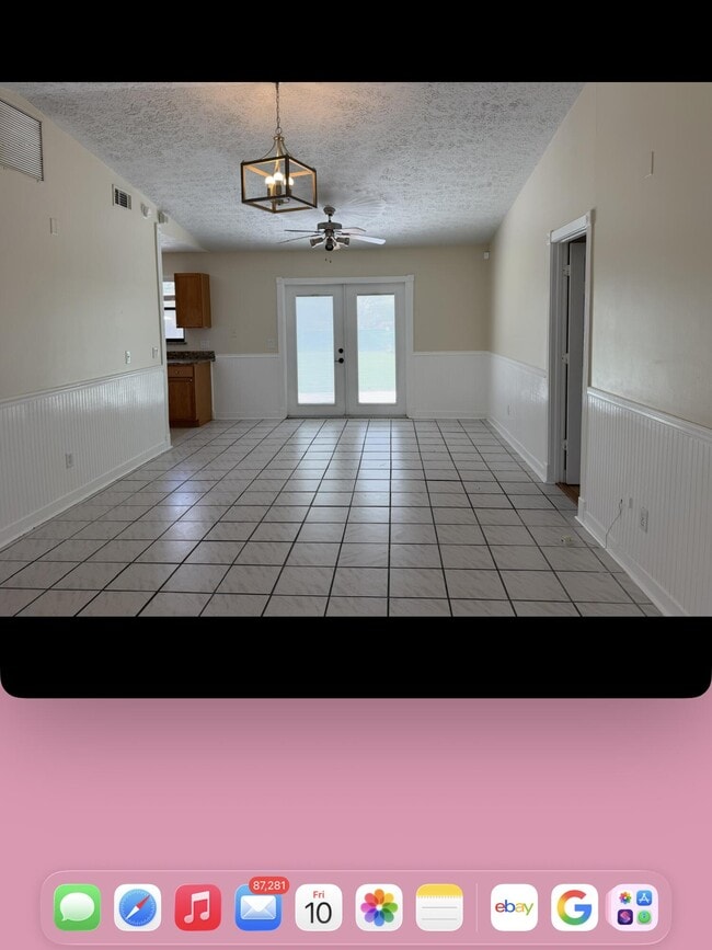 Photo - 726 NE Lanfair St