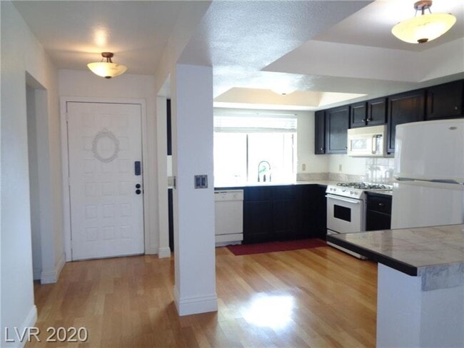 Building Photo - 2807 Tulip Ct