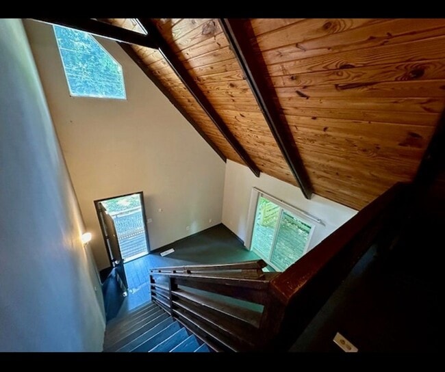 Photo - 407 Lindsay Rd Unit 01