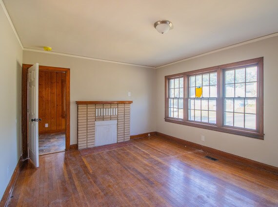 Photo - 800 Rutledge Dr