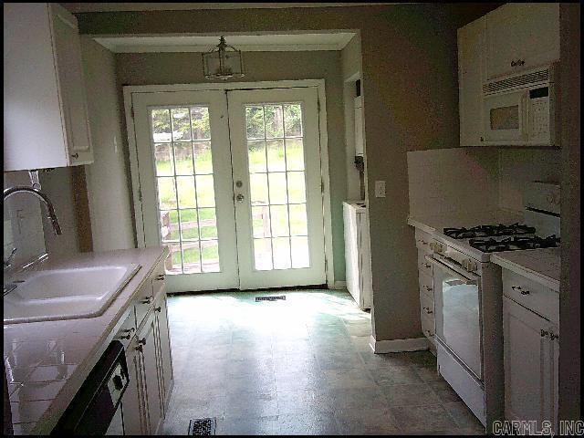 Photo - 5919 Woodlawn Dr