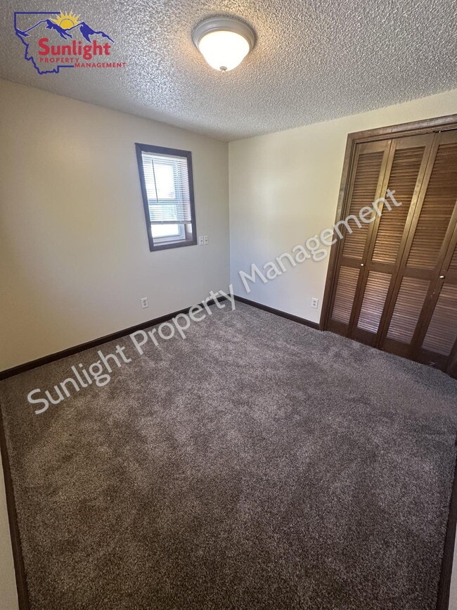 Photo - 302 E 1st St Unit # 2