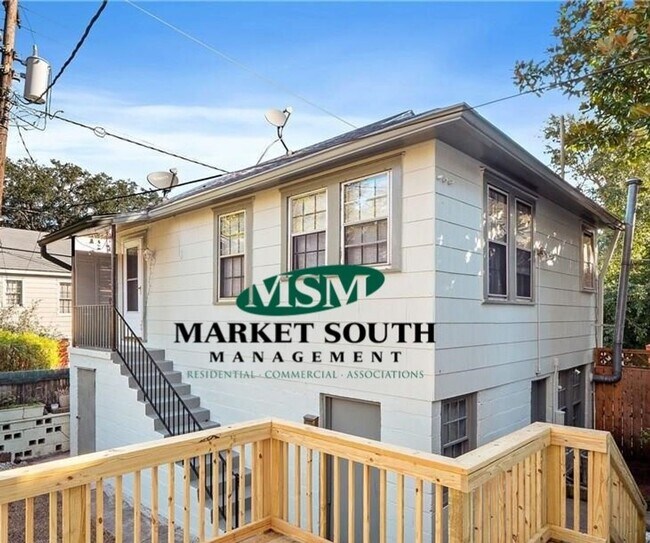 Photo - 508 E 48th St Unidad Carriage House